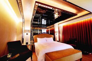 Royal Group Hotel Chun Shan Branch