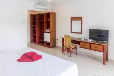 Hotell Alona Vida Beach Hill Resort