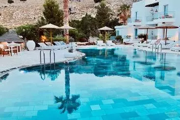 Caesars Gardens Hotel & Spa   Adults Only