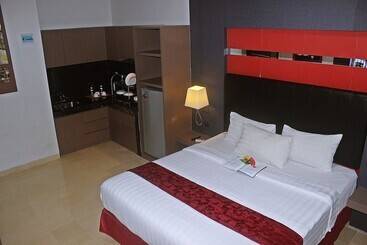 The Centro Hotel & Residence By Orchardz