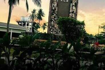 Hotel Pcb Beach Resort