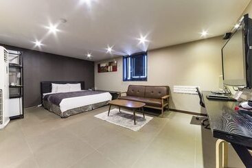 호텔 Suwon City Hall Thassos