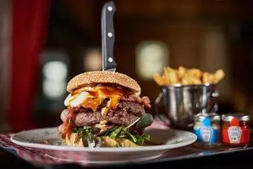 בית מלון כפרי Big Mountain Hostel