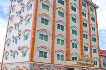 בית מלון כפרי Golden Star Inn