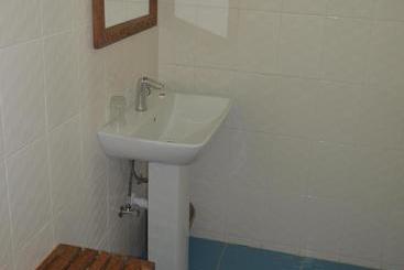 فندق Ndame Beach Lodge