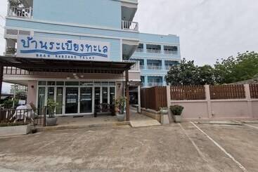 Hotel Baan Rabiang Talay