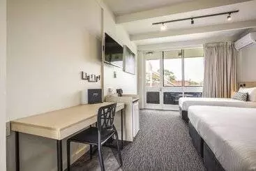 Отель Nightcap At Seaford