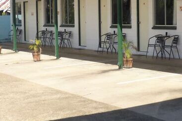 モーテル Banjo Paterson Motor Inn