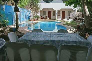 Resort Acacia Sunset Village Inn