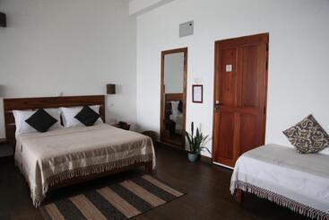 בית מלון כפרי Bay Vista