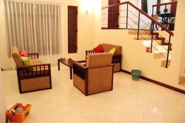 פנסיון Saladura Villa