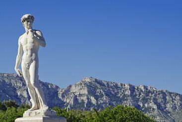 Ac Hotel By Marriott Marseille Prado Vélodrome