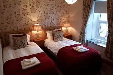 בית מלון כפרי The Black Bull At Nateby