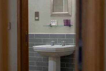 ホテル The Lister Arms