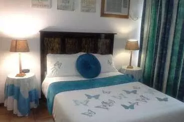 Пансион La Rochelle Inn