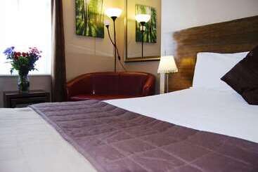 Villaggio Hotel & Restaurant