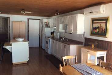 فندق Les Chalets Baie Cascouia