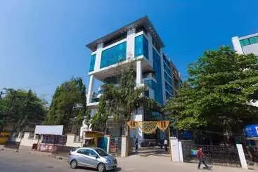 Отель Satkar Grande