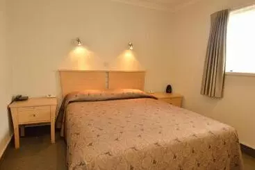 汽车旅馆 Senator Motor Inn