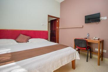 Askay Hotel Suites