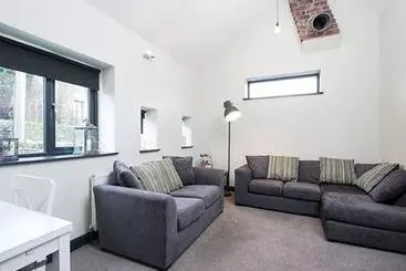 ホテル Heaps House