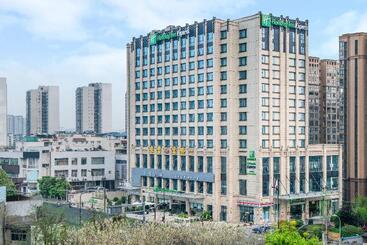 Отель Holiday Inn Express Chengdu Huanhuaxi, An Ihg