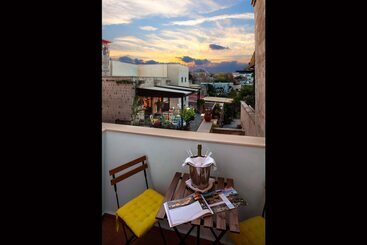 هتل In Camera Art Boutique