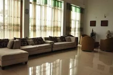 بنسيون Hilltop Boutique Villa