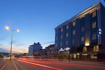 호텔 Days Inn By Wyndham Istanbul Arnavutkoy