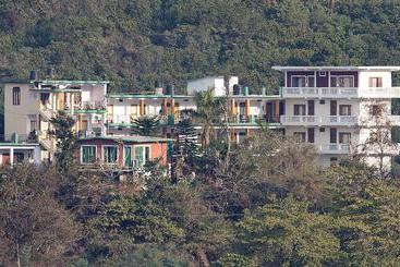 Hotell Bhandari Swiss Cottage