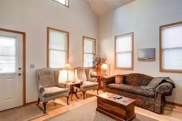 فندق French Street Cottage Main Street By Pinnacle Lodging