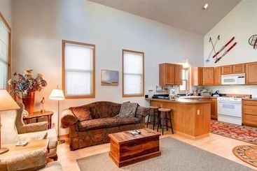 فندق French Street Cottage Main Street By Pinnacle Lodging