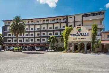 Resort Whiterock Beach Hotel + Waterpark