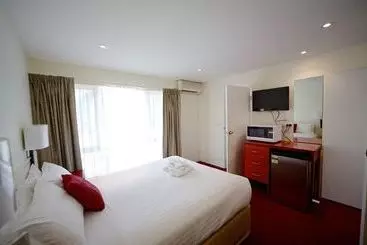 Sanctuary House Resort Motel