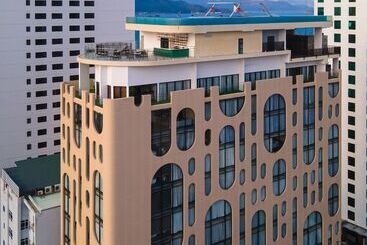 هتل Grand Tourane Nha Trang