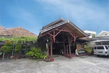 ホテル Oyo 91516 Wisata