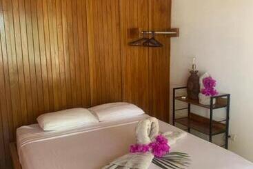 هتل Beach Front Bahia