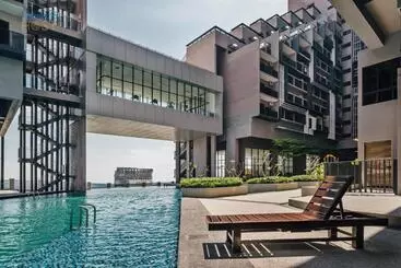 Aparthotel Imperio Residence By Perfect Host