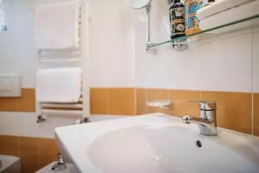 アパートホテル Nancy S Holiday Homes Dolomites