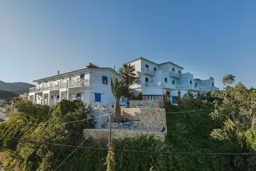 Apartment Frini Studios