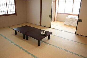 Szálloda Ayaha Lakeside