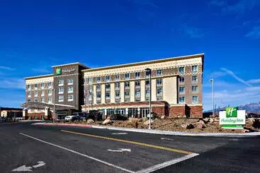 فندق Holiday Inn St. George Convention Center, An Ihg