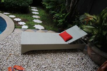 דירות לתיירים Aha Villas