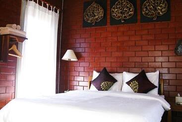 Отель Rachavadee Bankrut Resort