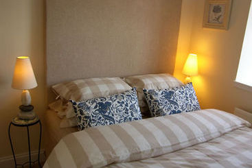 Casa Castaway Holiday Cottage Fife