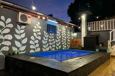 Hostel Nature Iguazu Hosteria