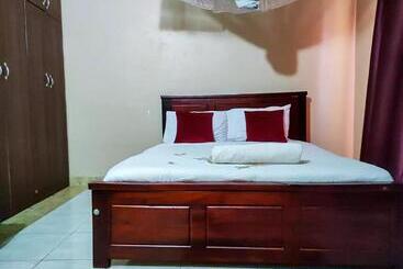 בית מלון כפרי Conbary