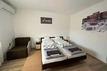 ペンション Fortuna Vendégház