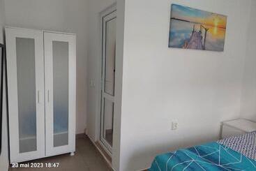 پانسیون Camera Cocheta Curte Privata La 5 Minute De Plaja