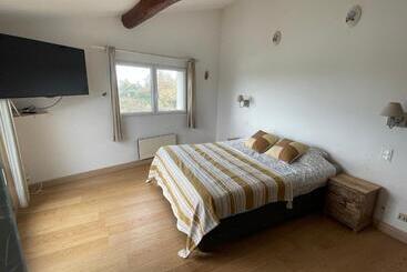 Lou Kif Hostel Votre Auberge En Camargue